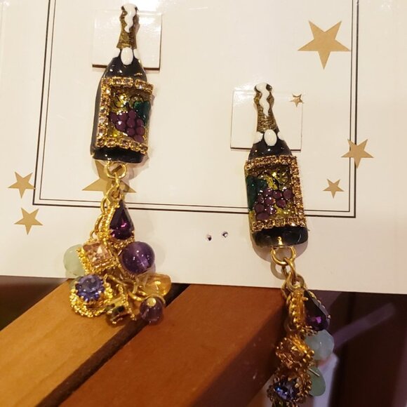 Lunch at The Ritz - Merlot Earrings - NEW - Picture 13 of 16